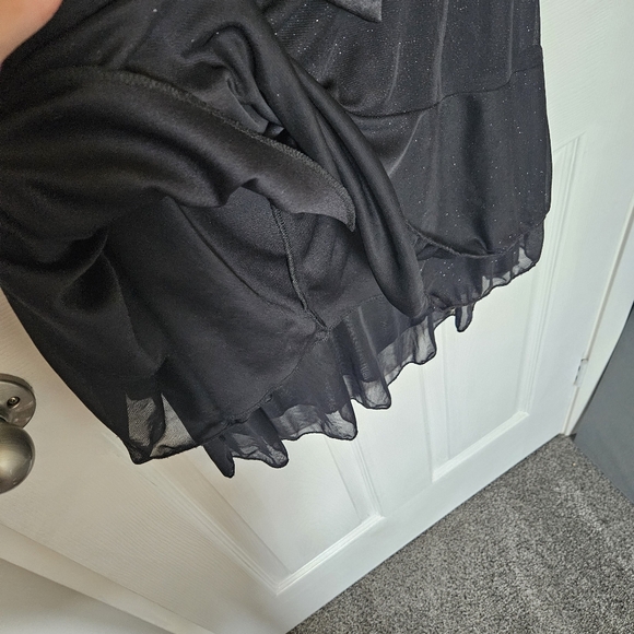 Black sparkle halter dress - Picture 7 of 11